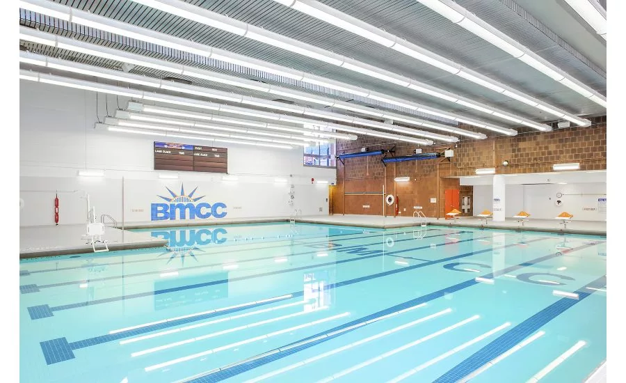 Manhattan Park Pool on Roosevelt Island